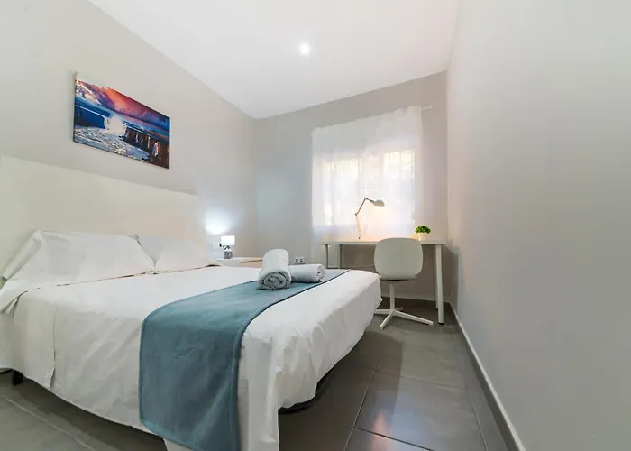 Plaza Fuente - Playa Victoria Appartamento *