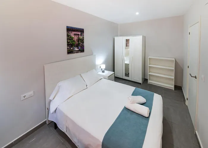 Plaza Fuente - Playa Victoria *