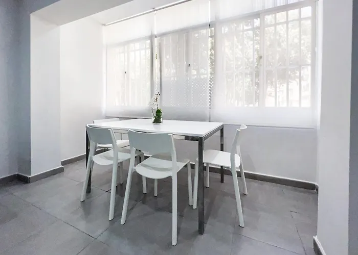 Plaza Fuente - Playa Victoria Appartamento *