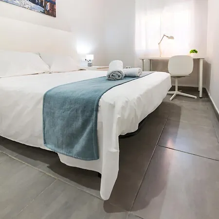 Plaza Fuente - Playa Victoria Apartamento