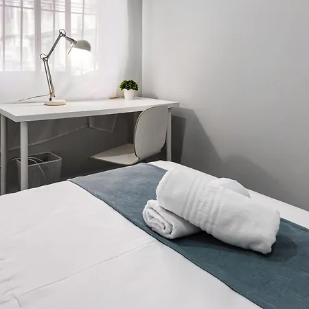 Plaza Fuente - Playa Victoria 加的斯