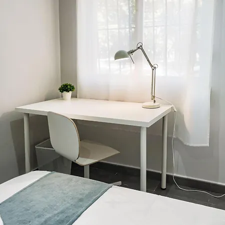 Plaza Fuente - Playa Victoria 加的斯