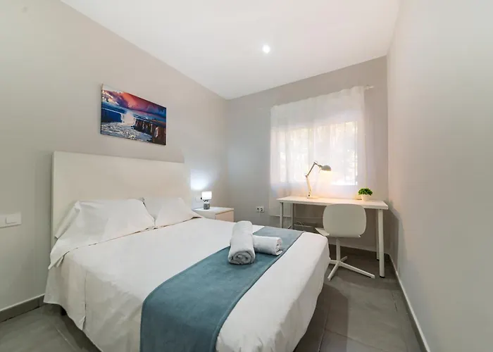 Plaza Fuente - Playa Victoria カディス