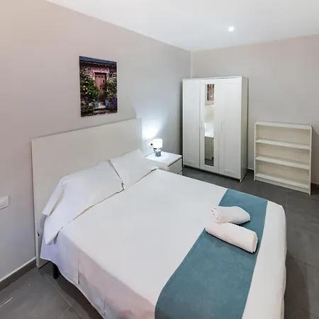 Plaza Fuente - Playa Victoria *